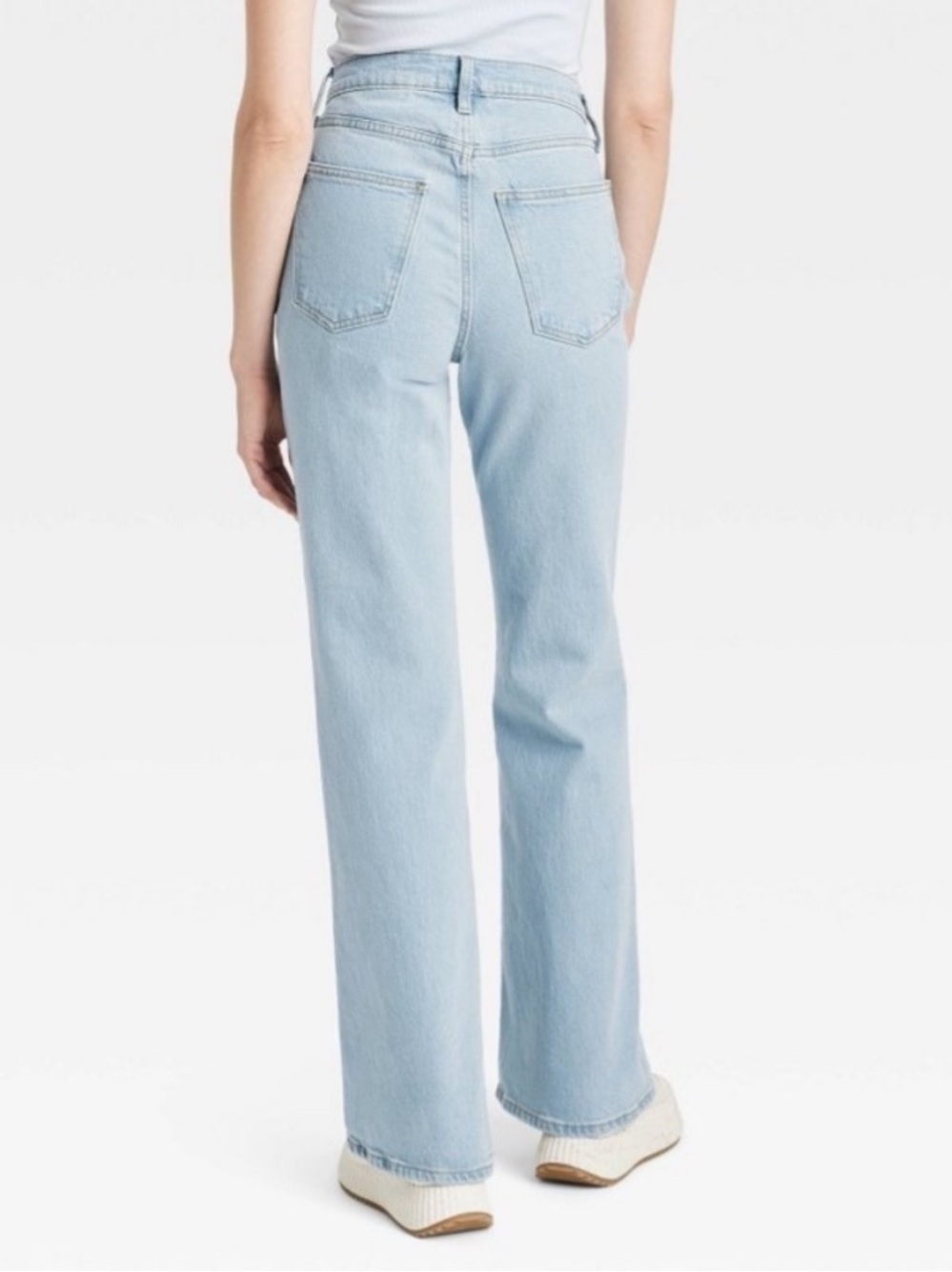 Universal Thread Light Wash High Rise Flare Jeans - Picture 2 of 7
